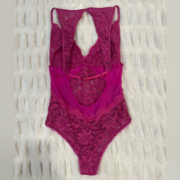 Free People FUCHSIA FIZZ Speed Date Lace Bodysuit, US Small NWT - Picture 7 of 10